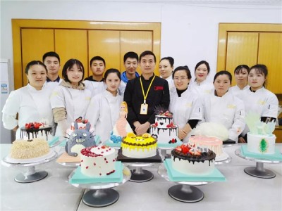 重庆哪里有蛋糕甜品培训?重庆蛋糕甜品培训多久能出师